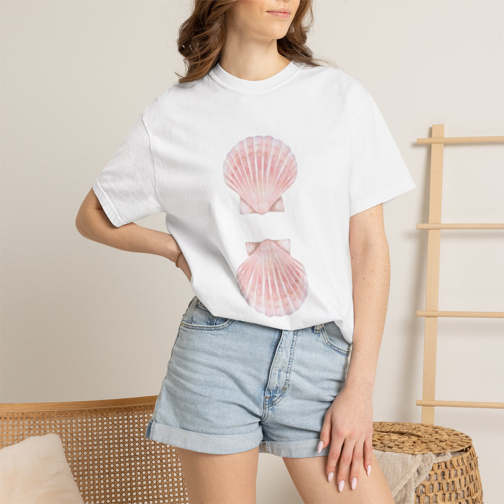 Seashell Mirror Graphic T-Shirt — Pink Shell Beach Tee