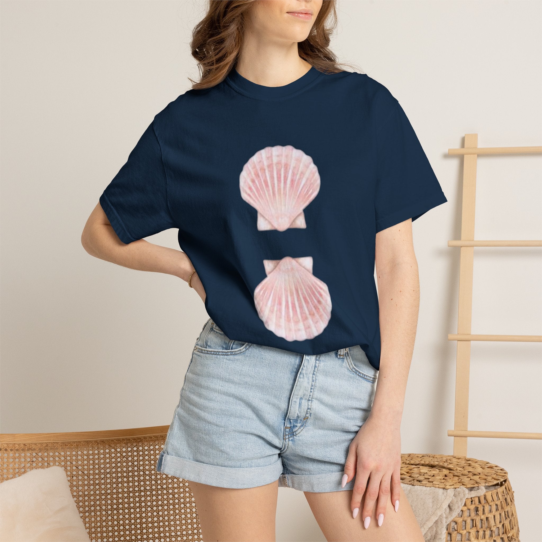 Seashell Mirror Graphic T-Shirt — Pink Shell Beach Tee