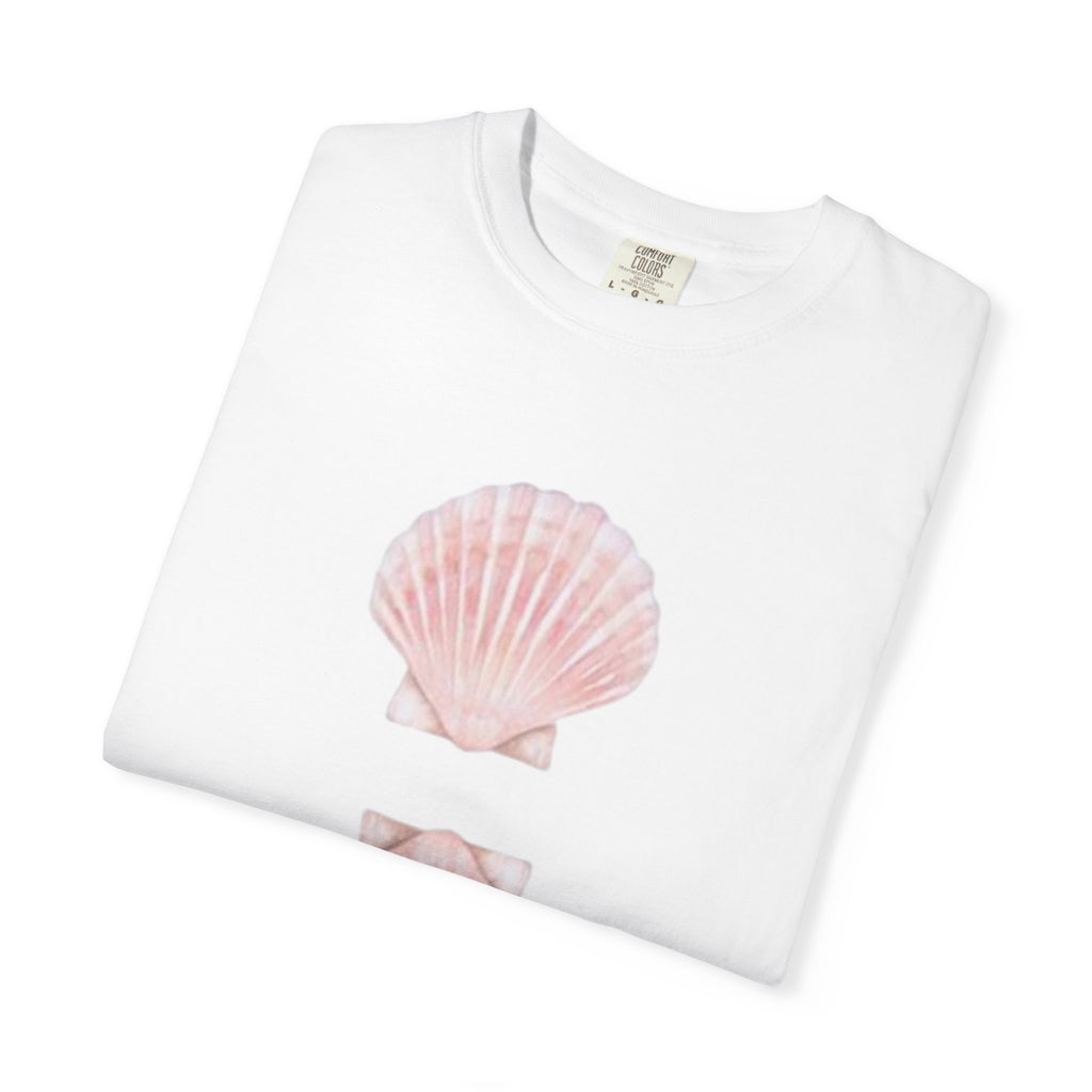 Seashell Mirror Graphic T-Shirt — Pink Shell Beach Tee